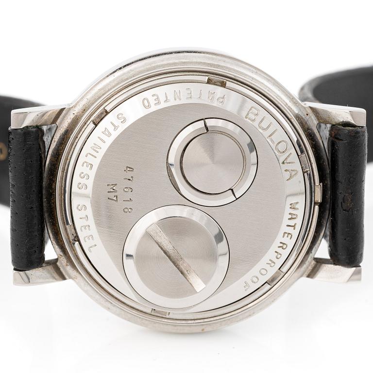 Bulova, Accutron, “Spaceview” wristwatch, 35 mm.