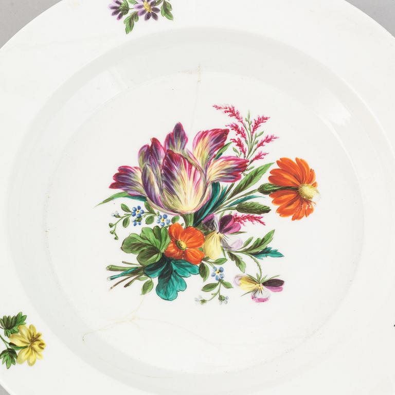 A 19th century 42-pcs porcelain dinner set, Berlin.