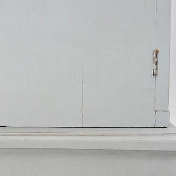 Vitrinskåp, omkring 1900.