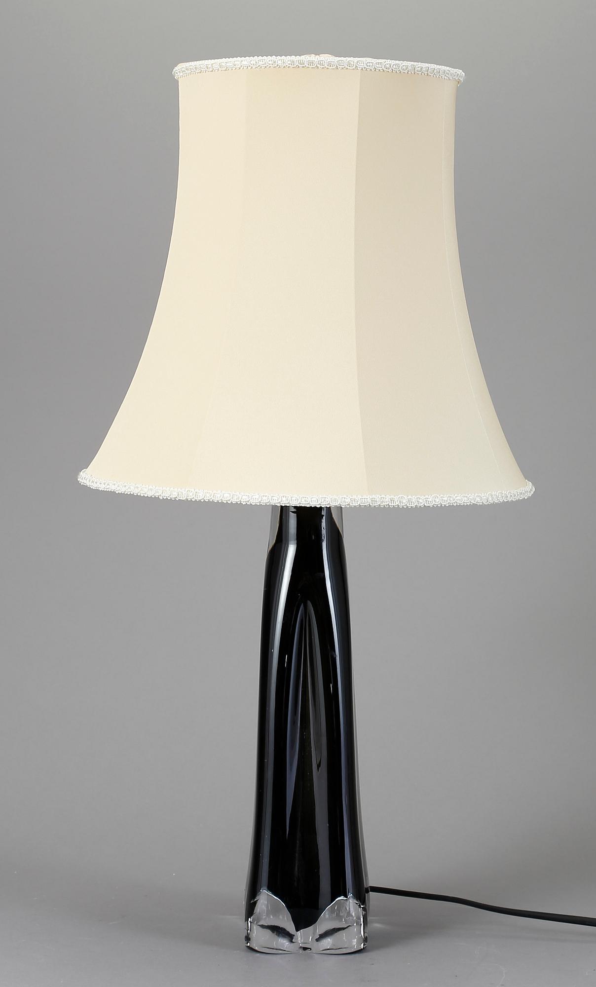 BORDSLAMPA, glas, Carl Fagerlund, signerad, Orrefors.