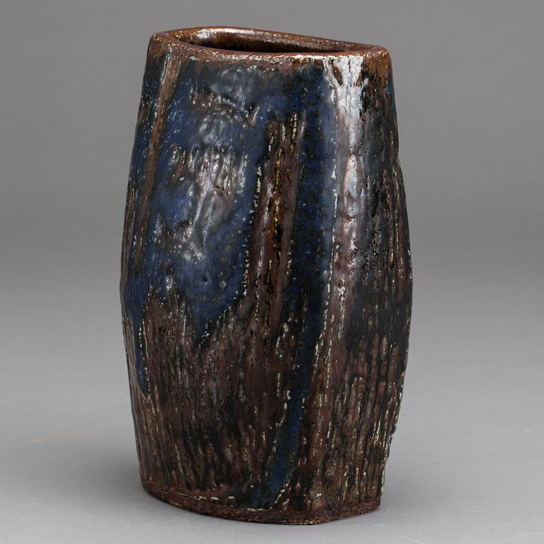 CARL-HARRY STÅLHANE, a signed stoneware vase.