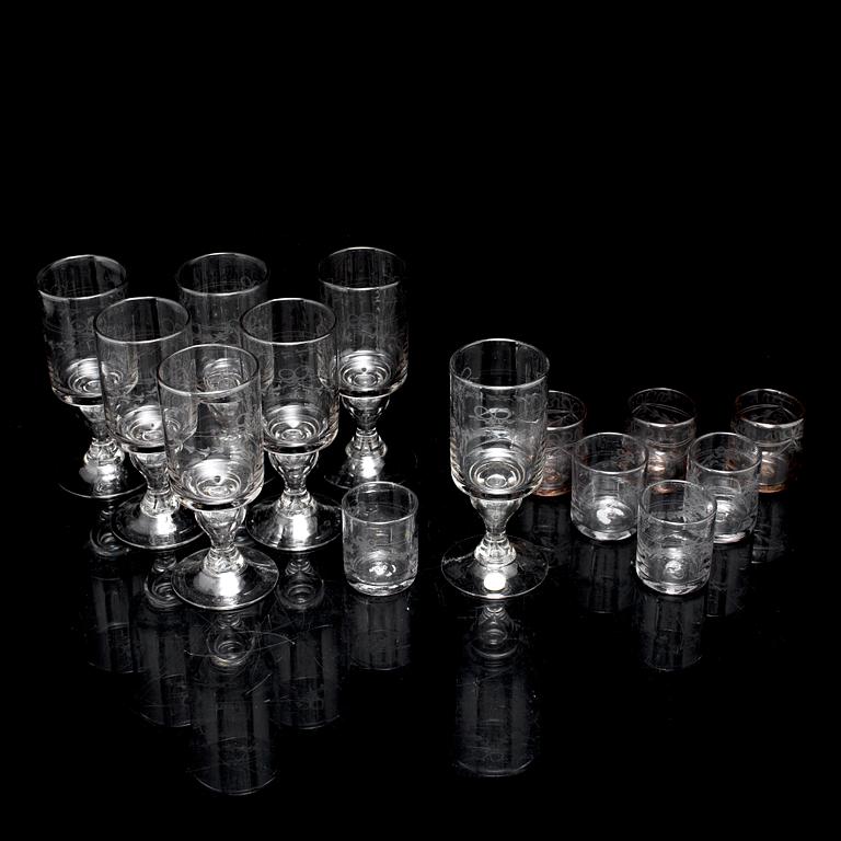 GLAS, 14 st, "Antik", Reijmyre Glasbruk.