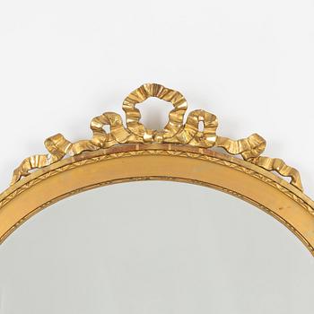 Mirror, Gustavian style, first half of the 20th century.