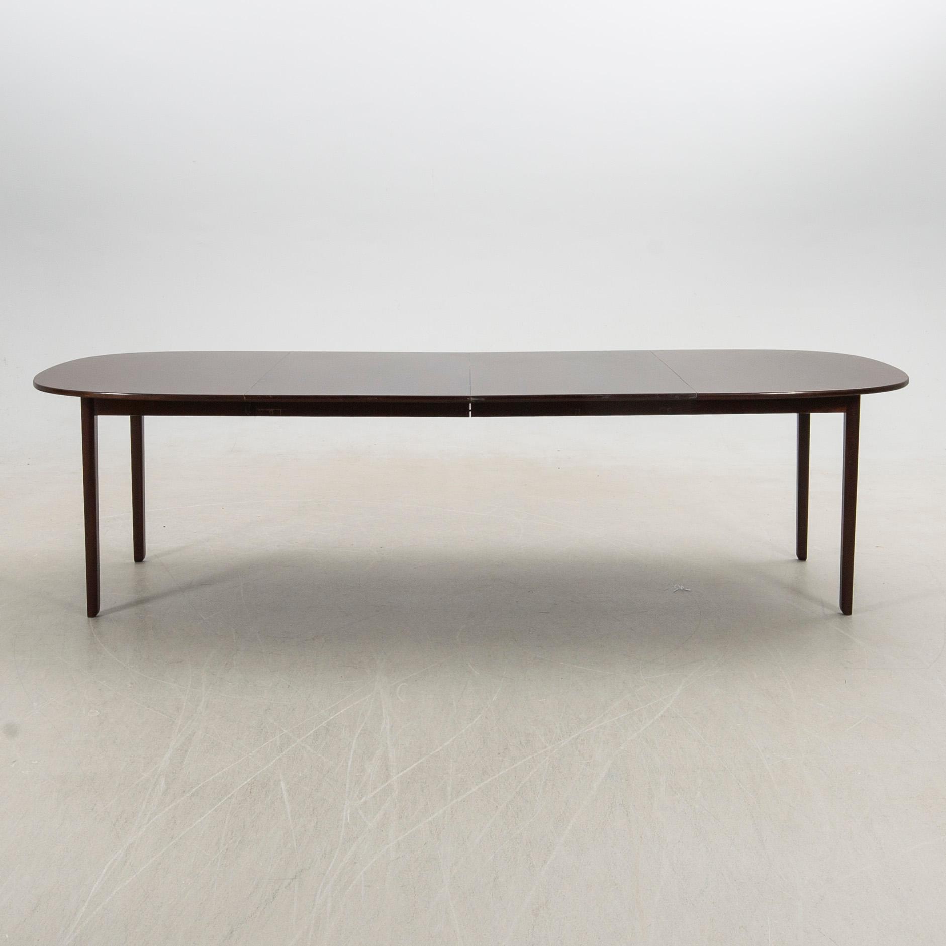 Ole Wanscher, Dining table, "Rungstedlund", for P Jeppesen, Denmark, 1960s.