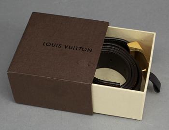 SKÄRP, Louis Vuitton.