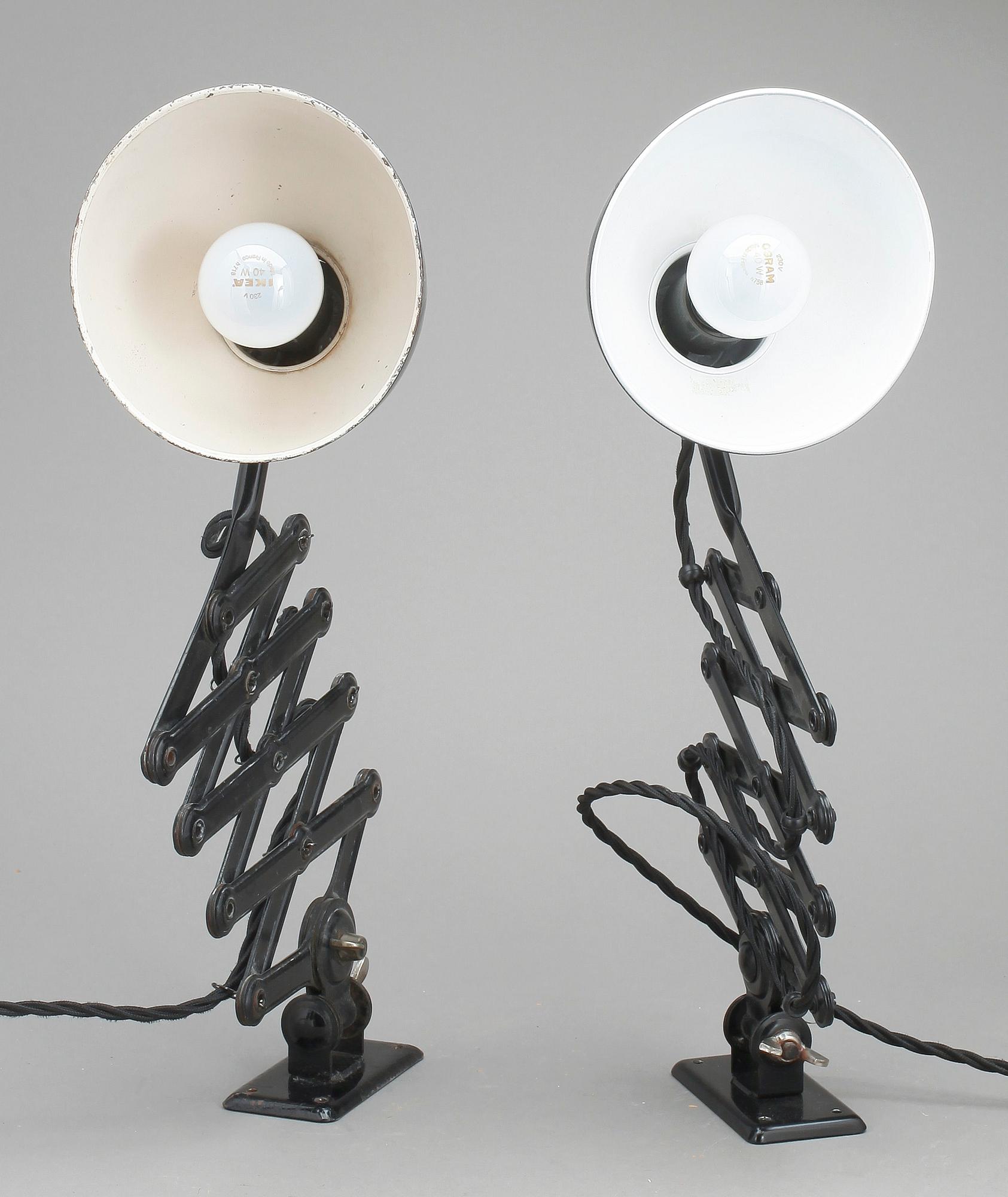 VÄGGLAMPOR, ett par, Christian Dell, Kaiser Wall Lamp.