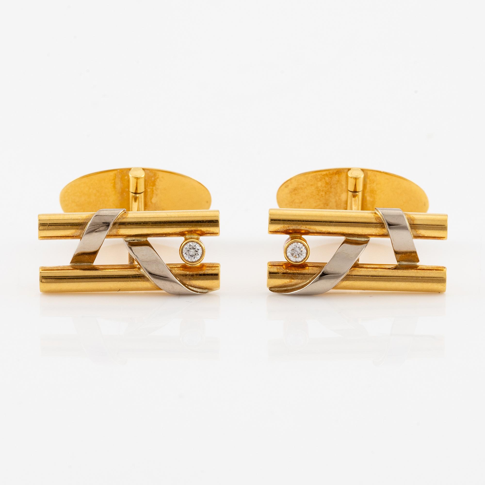 Manschettknappar, ett par, 18K guld med små briljantslipade diamanter, Heribert Engelbert.