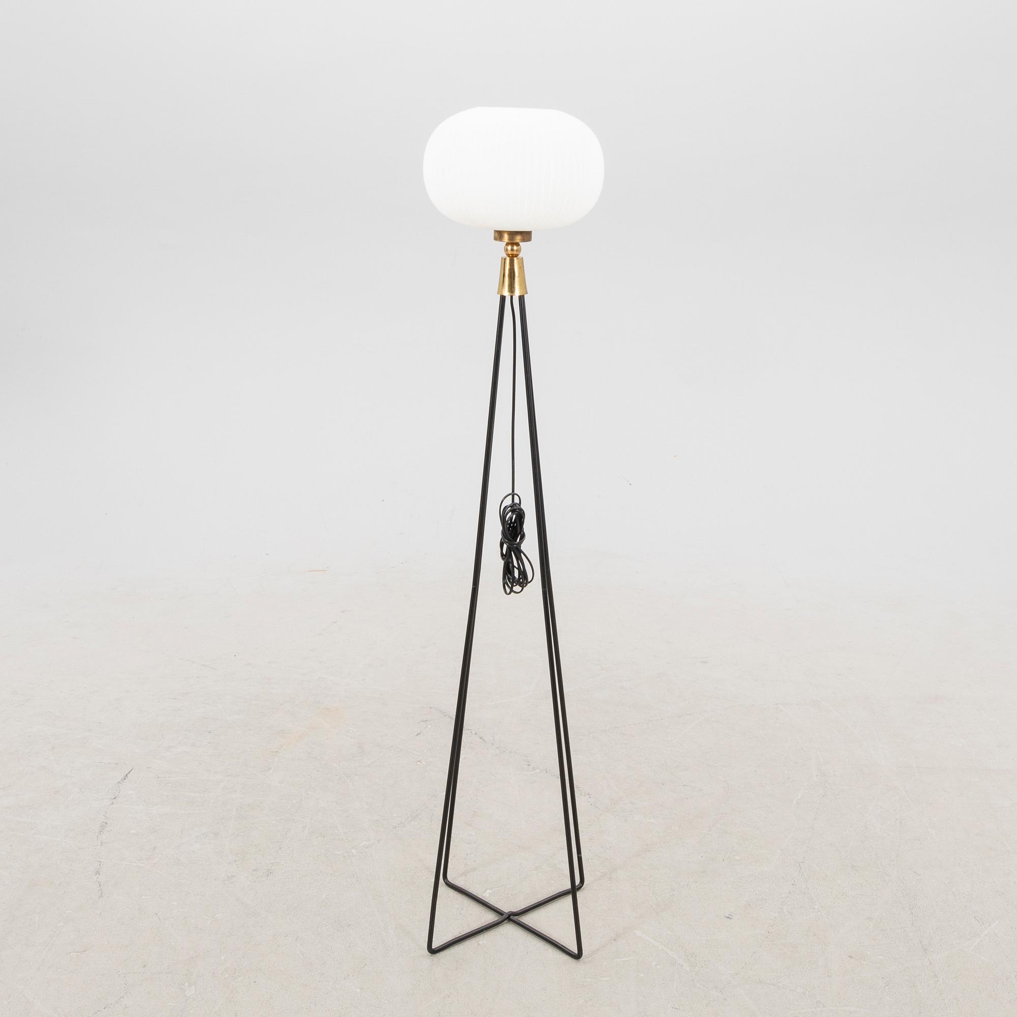 Golvlampa 1900-talets mitt.