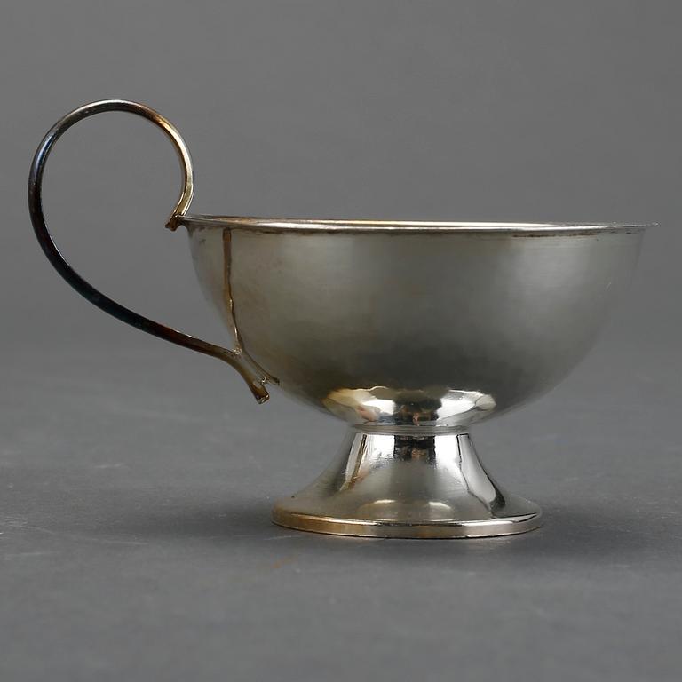 PUNCHBÄGARE, 12 st, silver, K&EC, Göteborg, 1960-/70-tal. Total vikt ca 374 gram.