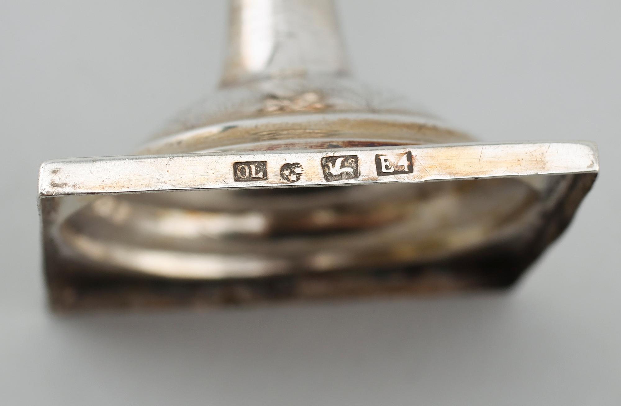 KALK, silver, Olaus Liander, Ystad 1835. Vikt ca 36 gram.