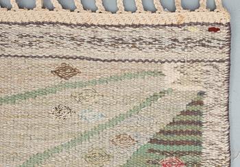 RUG. "Park Barkåkra IV". Tapestry weave (gobelängteknik). 191,5 x 152,5 cm. Signed AB MMF BN.