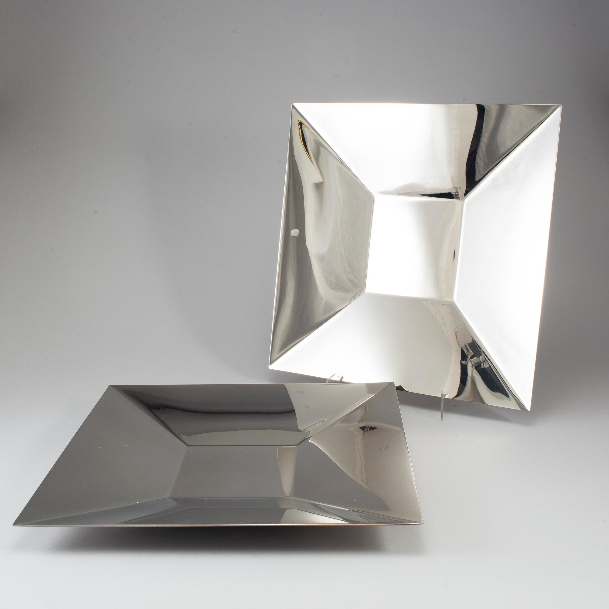 SIGURD PERSSON, two 'Cultura' plates, 1988.