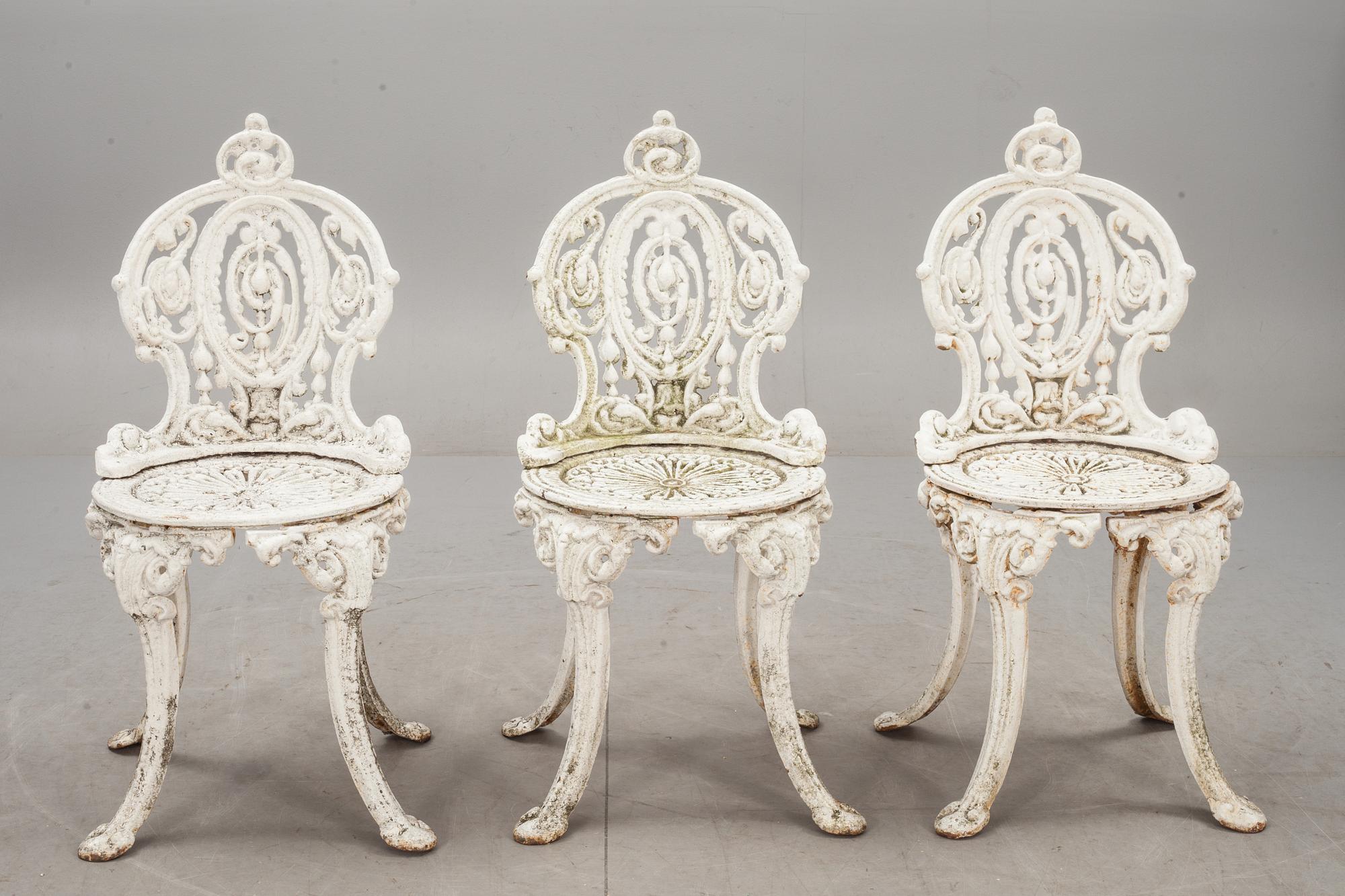 TRÄDGÅRDSGRUPP 4 delar, gjutjärn, 1800-talets andra hälft.