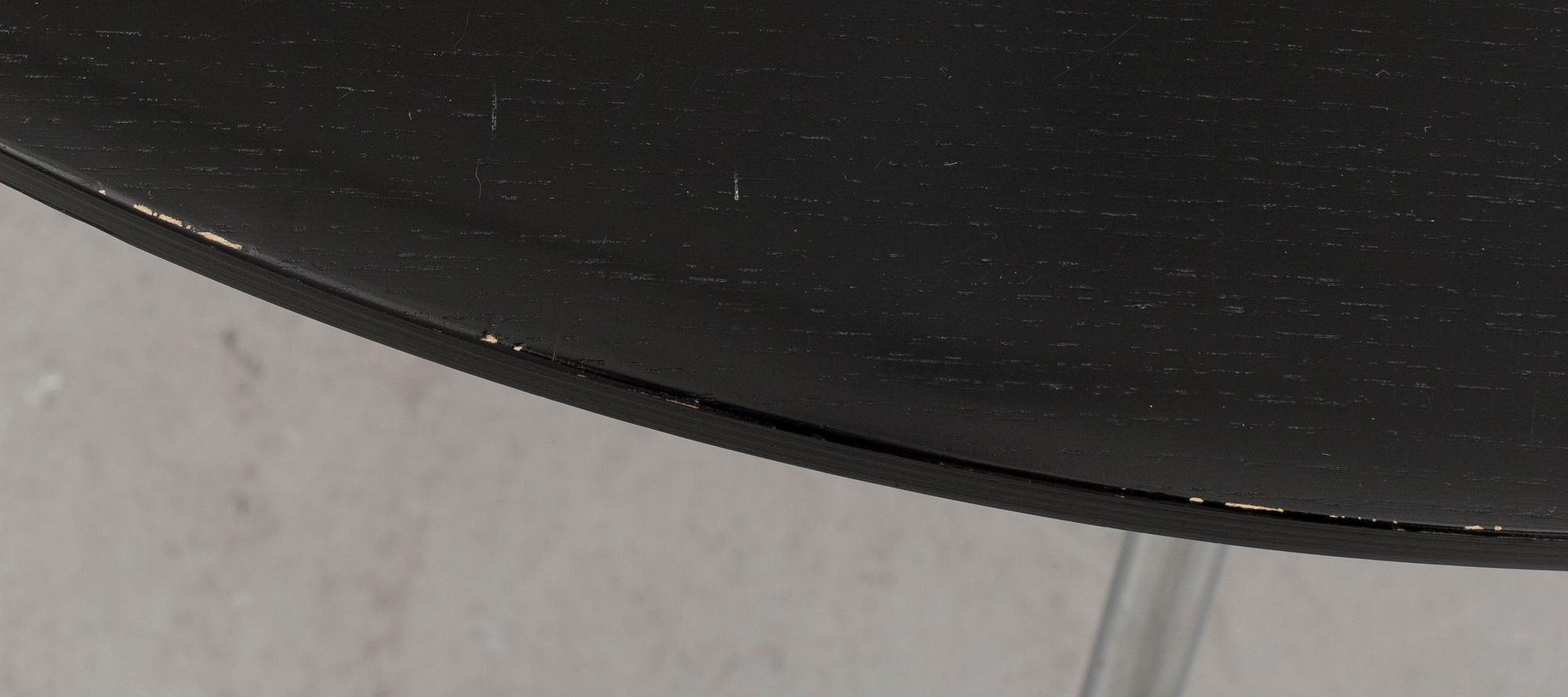CHARLES & RAY EAMES. Soffbord.  Plywood group CTM.
