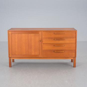 SIDEBOARD, "Domi Monte", Nils Jonsson, Troeds, Bjärnum.