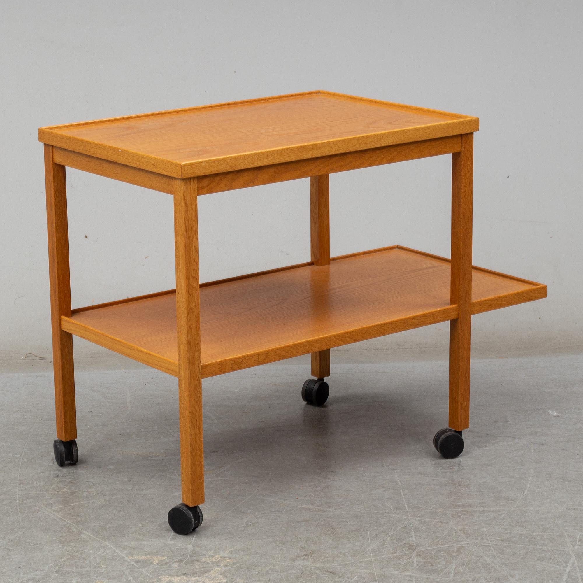 SERVERINGSVAGN, 1900-talets andra hälft.