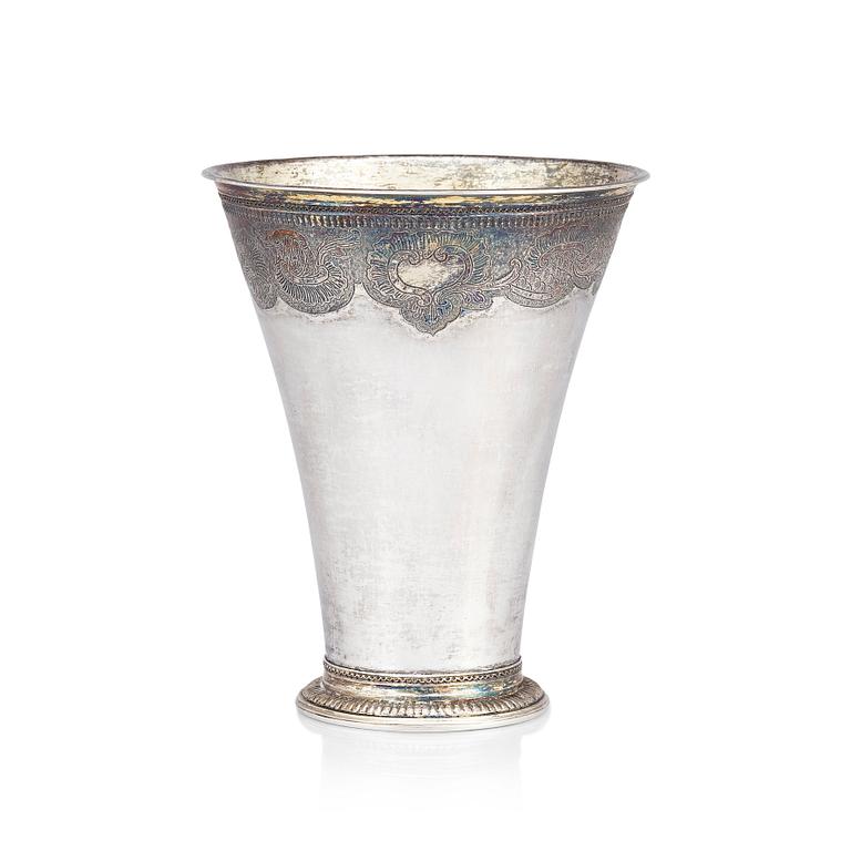 A Swedish 18th century parcel-gilt silver beaker, mark of Lars Pihl, Västervik (1730-1755(60)).