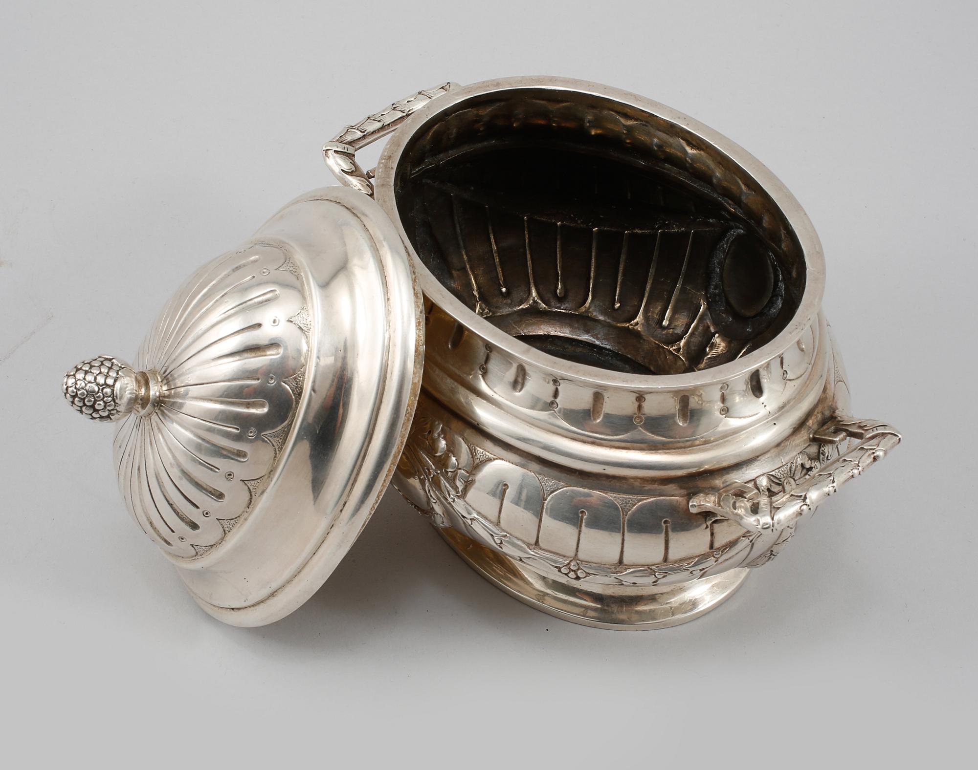 SOCKERSKRIN, silver, svenska samt oidentifierad stämpel, tidigt 1900-tal.