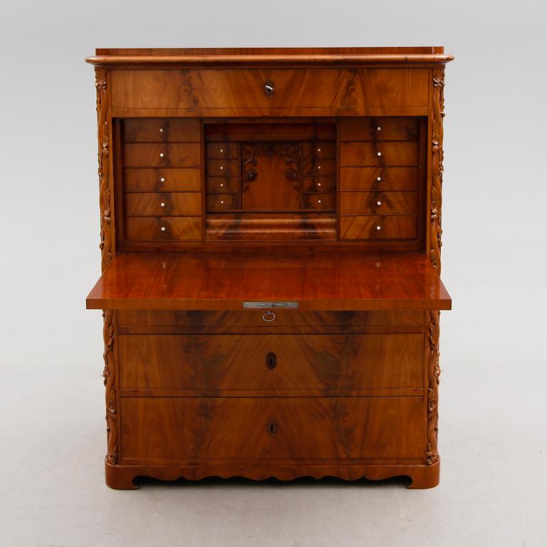 CHIFFONJÉ, 1800-talets andra hälft.