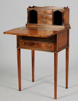 DAMSKRIVBORD, England, 1900-tal.