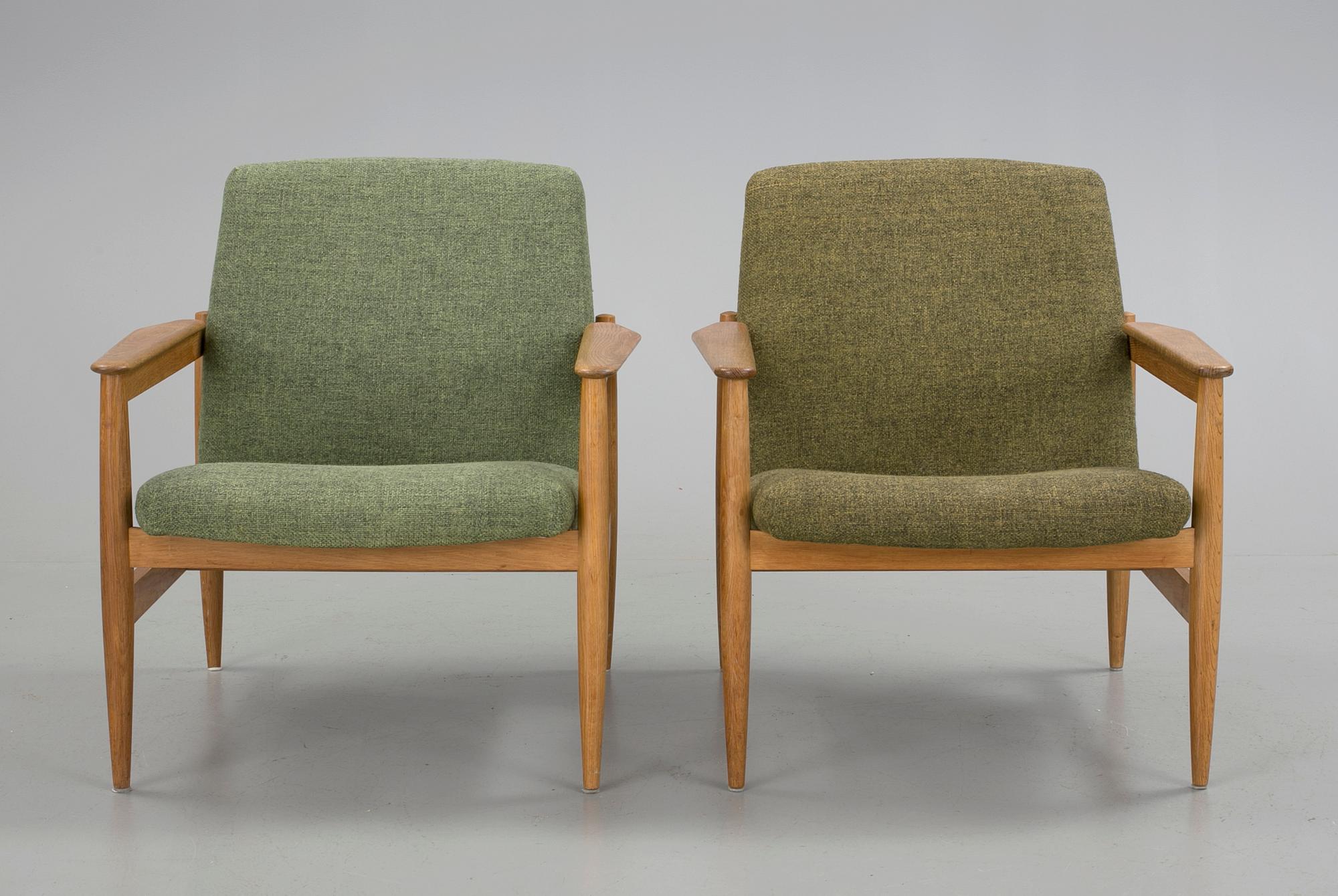 FÅTÖLJER, ett par, 1960-tal.