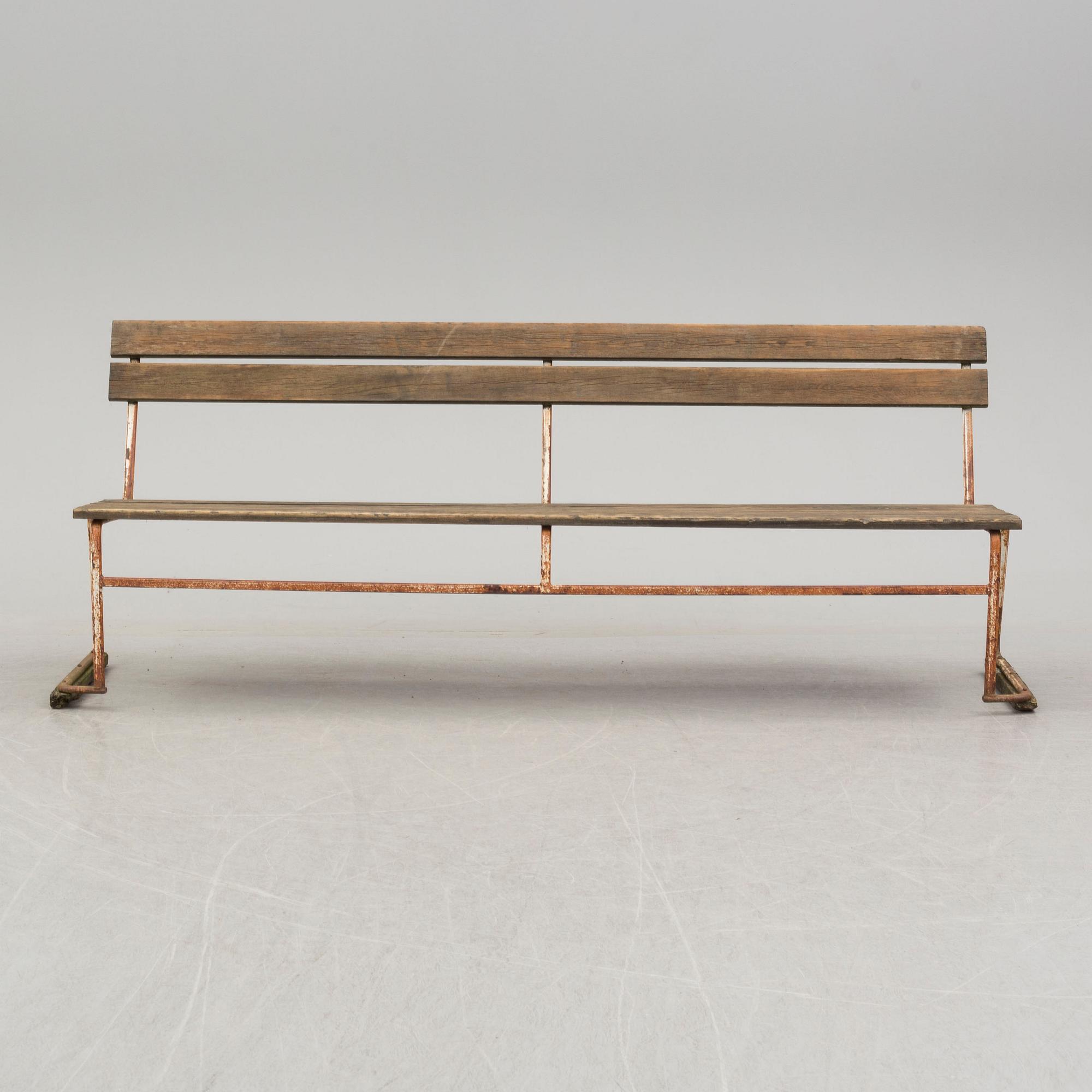 A Gryhyttan no 5 garden sofa.