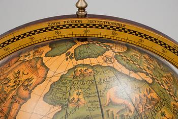 BARVAGN/JORDGLOB, Zoffoli, Italien, omkring sekelskiftet 2000-tals.