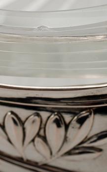 JARDINJÄR, silver, jugend, Tyskland, 1900-talets första hälft. Vikt ca 739 g.
