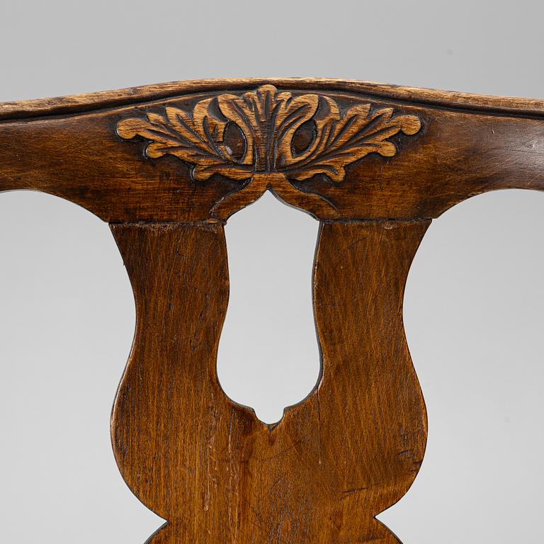 A pair of Swedish late Baroque chairs, Stockholm, mid 18th century,