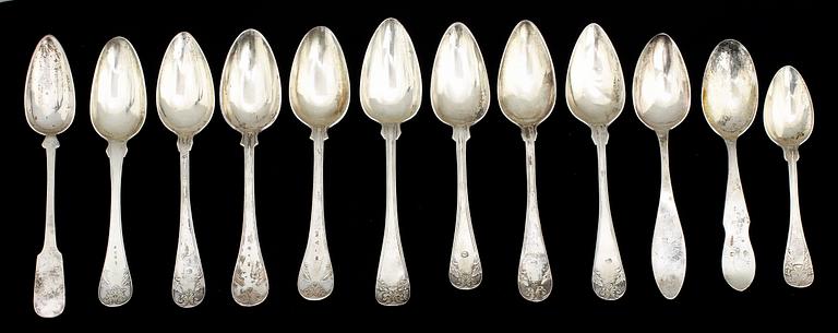 SKEDAR, 12 st, silver, 1700/1800-tal. Vikt 600 g.