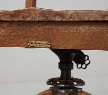 SKRIVBORDSSTOL, 1900-talets början.