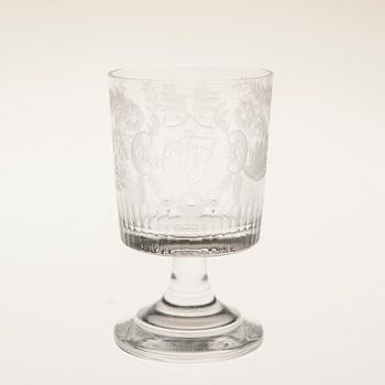 KARAHVI ja VÄKEVÄVIINILASEJA, 8 kpl, 1900-luvun loppu.