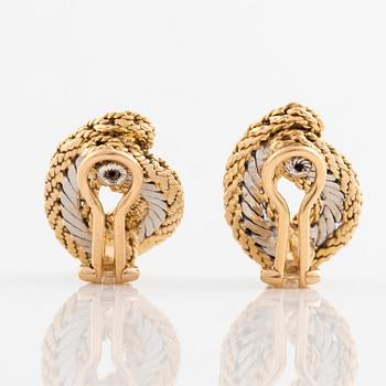 A pair of 18K gold Buccellati earrings.