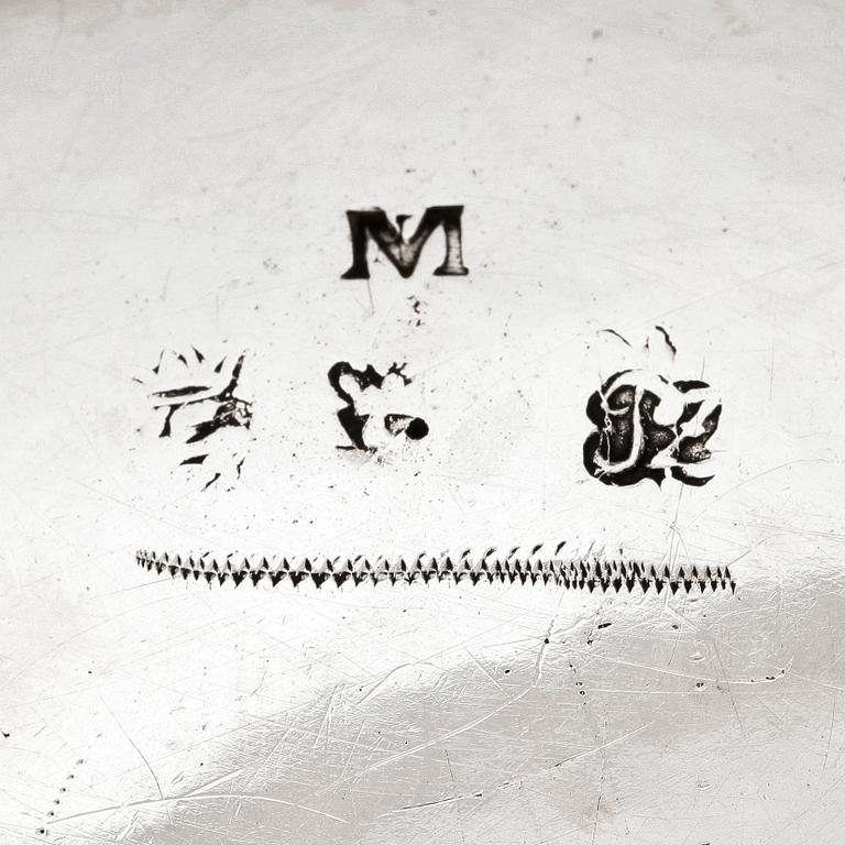 BÄGARE, silver, troligen Petter Zettersteen, Norrköping, 1700-tal. Vikt ca 286 gram.