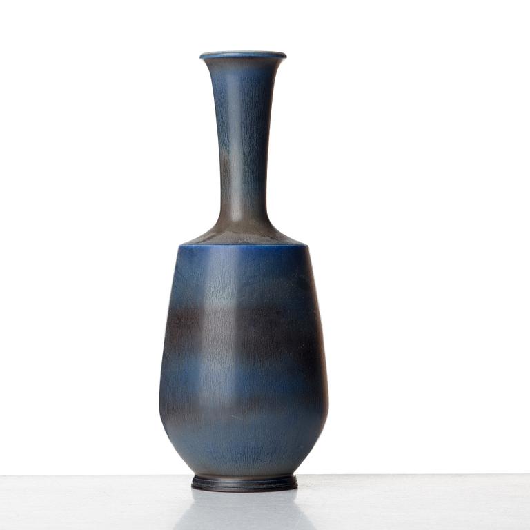 Berndt Friberg, a stoneware vase, Gustavsberg studio, Sweden 1962.