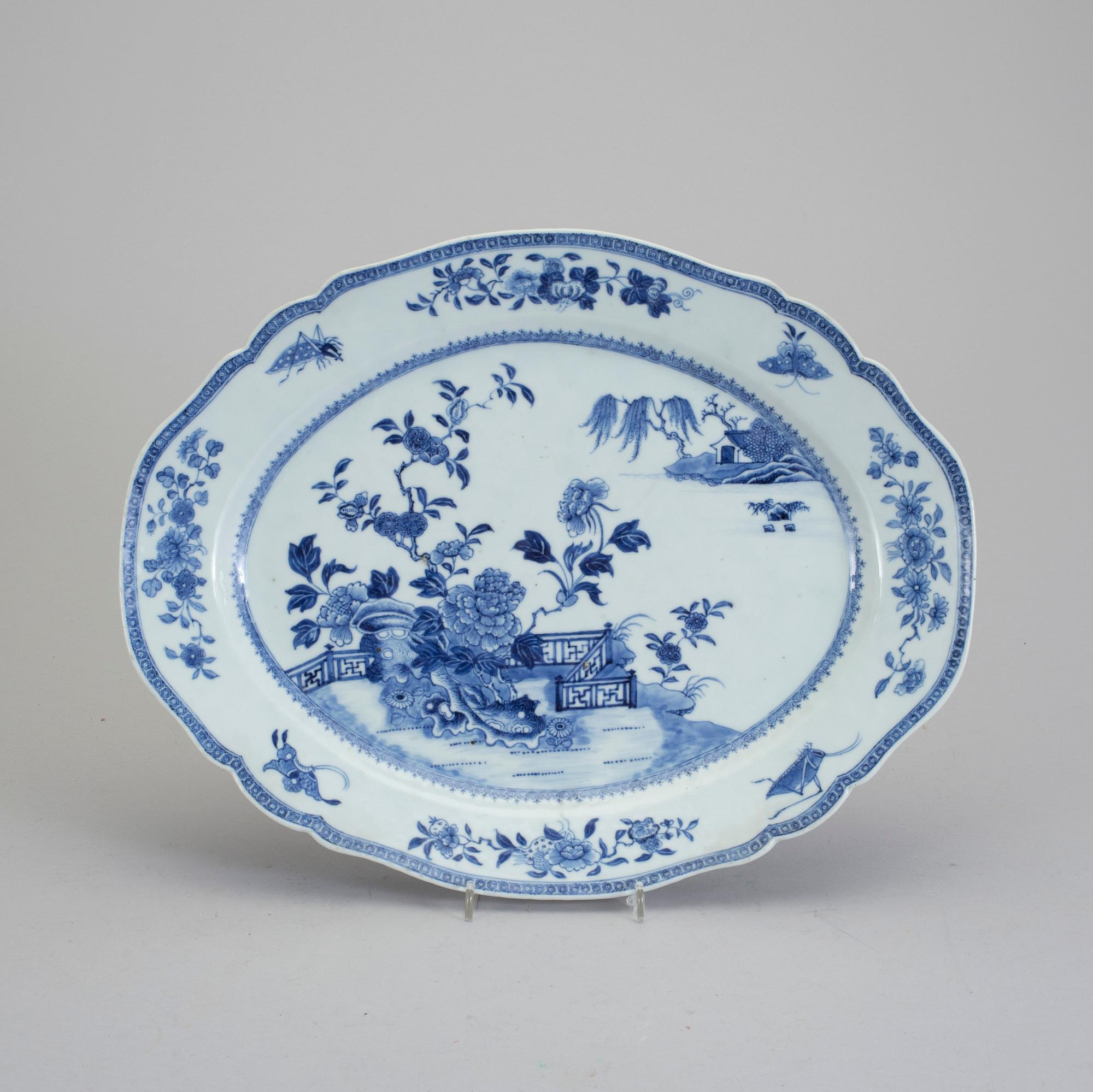 STEKFAT, porslin, Kina, Qianlong (1736-95).