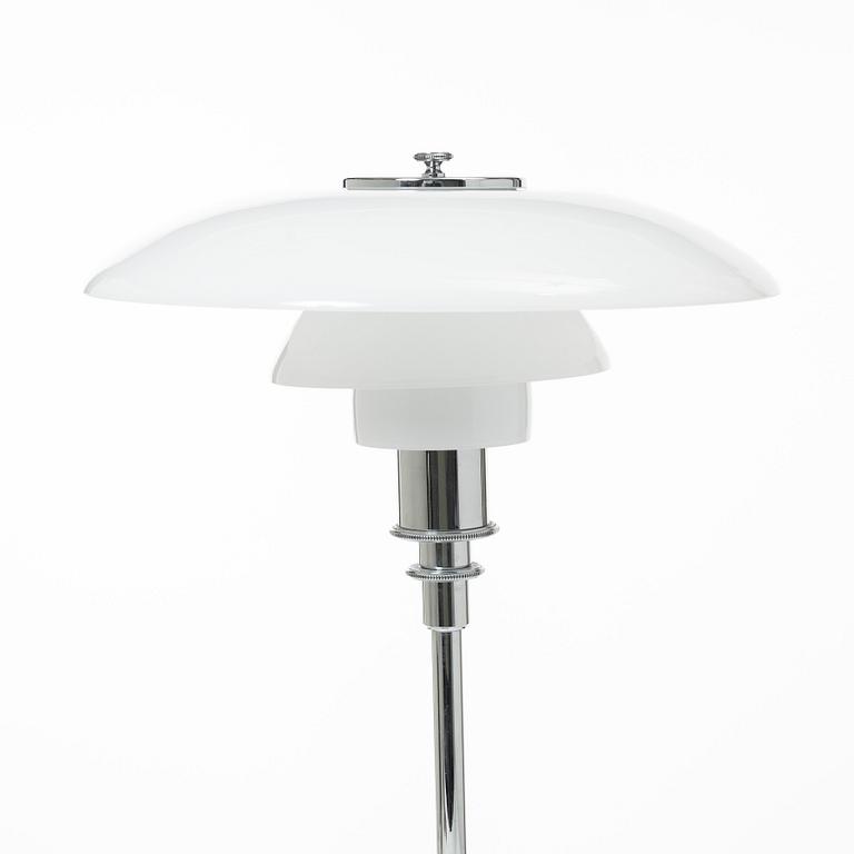 Poul Henningsen, a 'PH 3/2' table lamp, Louis Poulsen, Denmark.