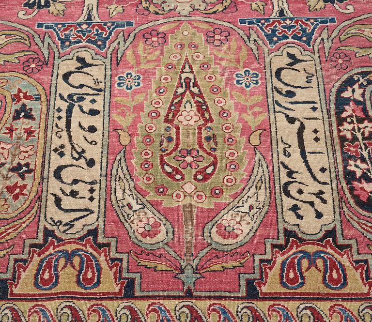 MATTO, an antique Kerman Laver, ca 363 x 301 cm.