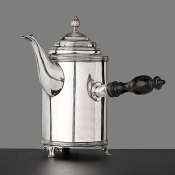 127. A Gustavian late 18th century coffee pot.