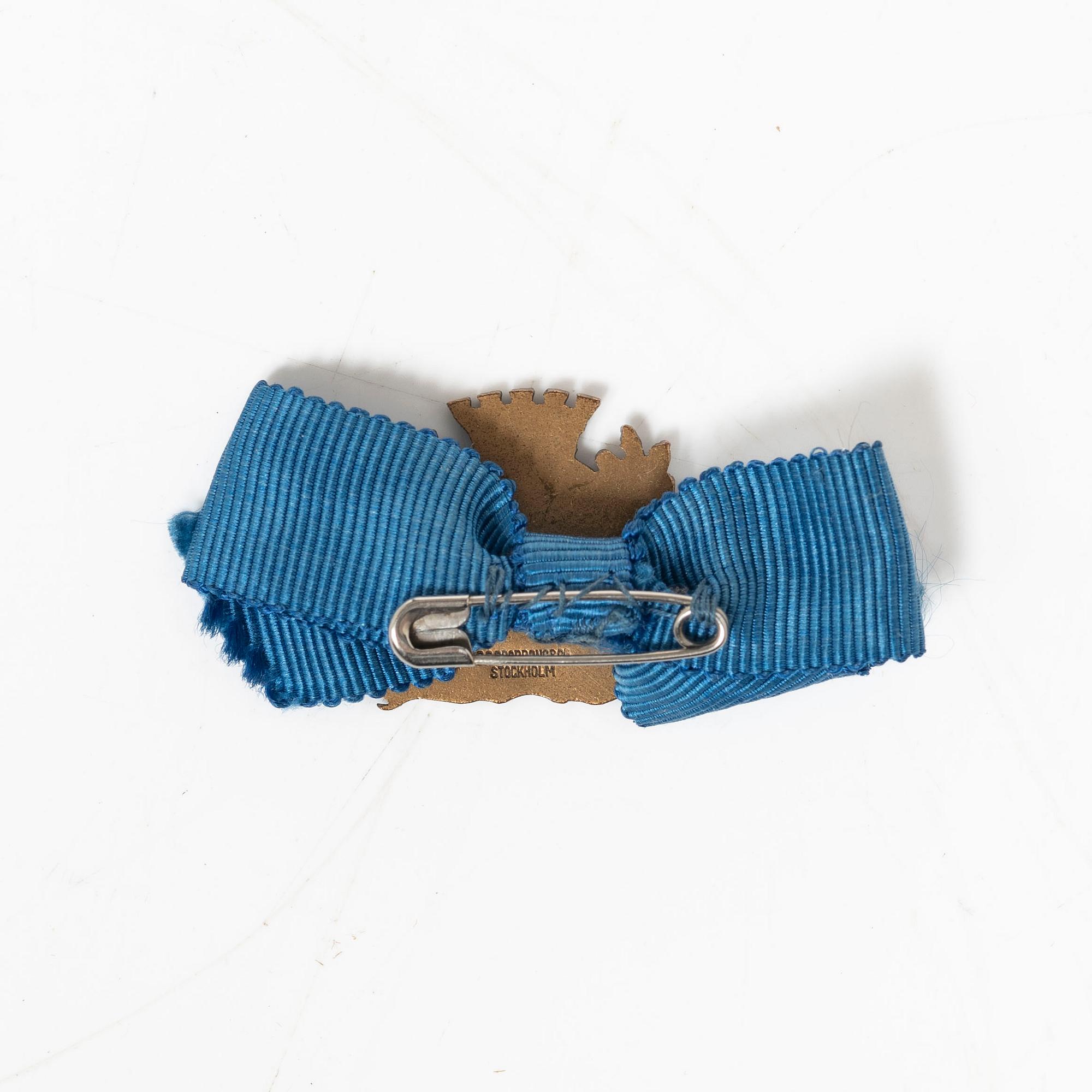 Medals and badges, 12 pcs, Sweden, Germany, and France.