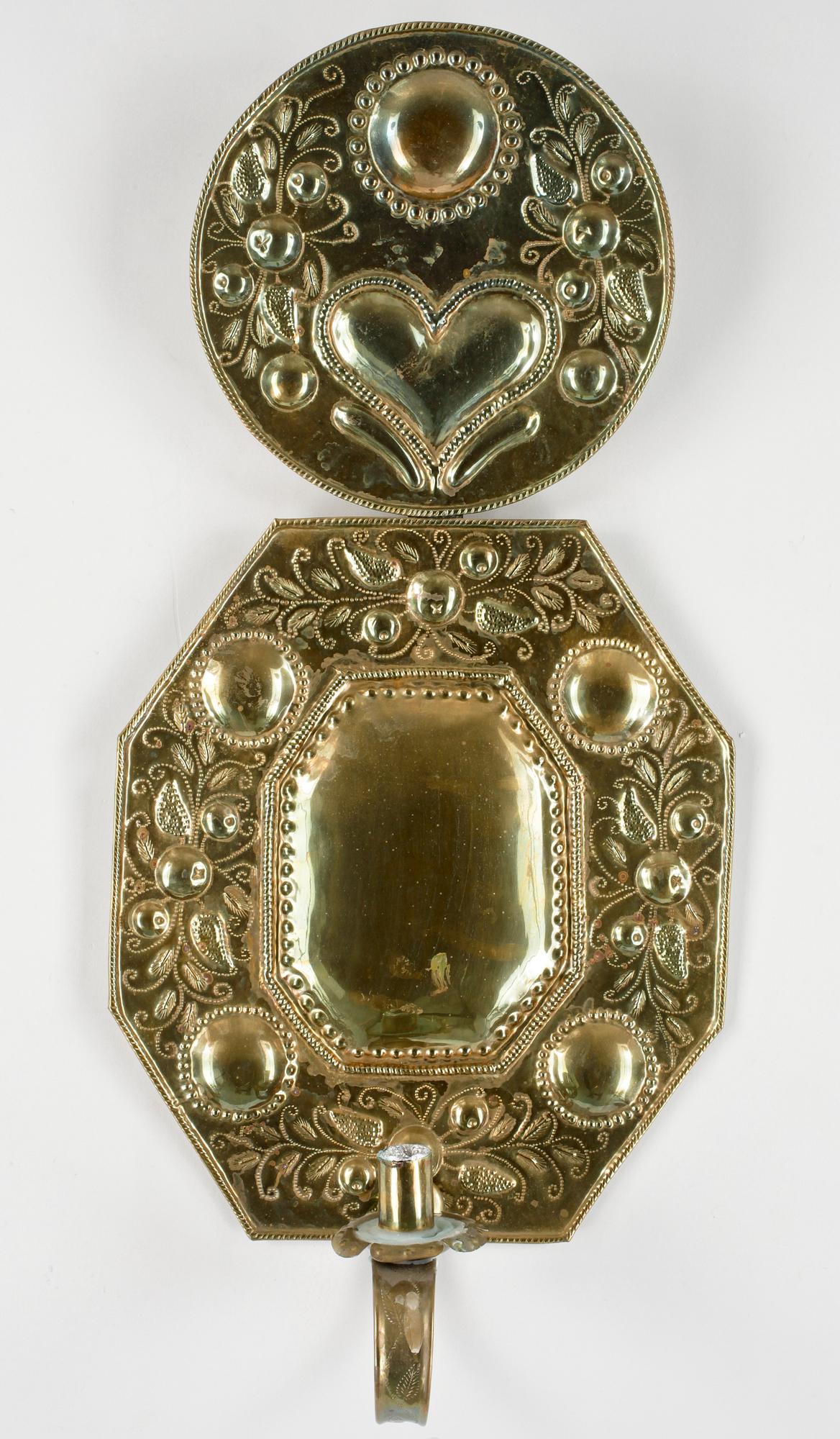 LJUSPLÅTAR, ett par, mässing, barockstil omkring 1900.