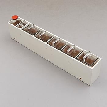 KRYDDSKÅP, 1900-talets mitt.