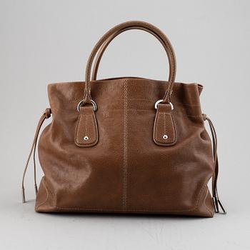Tod's, a leather bag.
