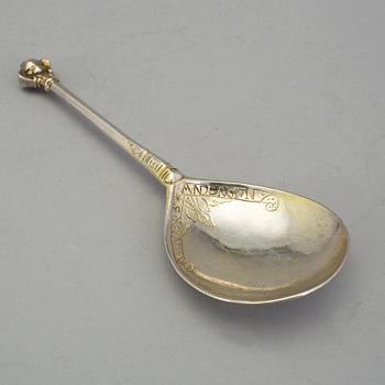 A Swedish 17th century silver-gilt spoon, unmarked (possibly Anders Andersson Amor, Sthlm 1684-1703).