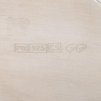 Pekka Piekäinen, A three-piece sterling silver serving set, marked PP, Platinoro, Turku 2000s.