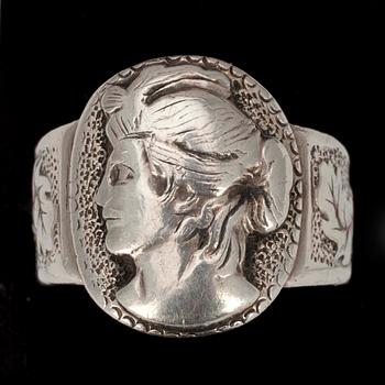 RING samt BROSCH, silver, turkos, Ryssland, 1800-talets slut. Tot vikt ca 22,5 gr.