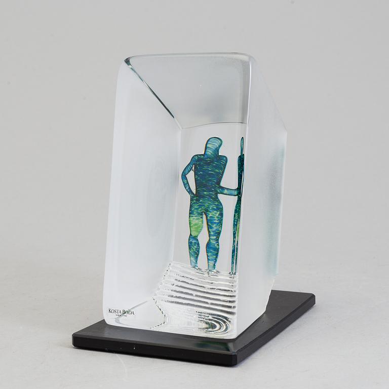 BERTIL VALLIEN,  "Viewpoints / Doorway, sculpture, glas, signed. Limited ed.