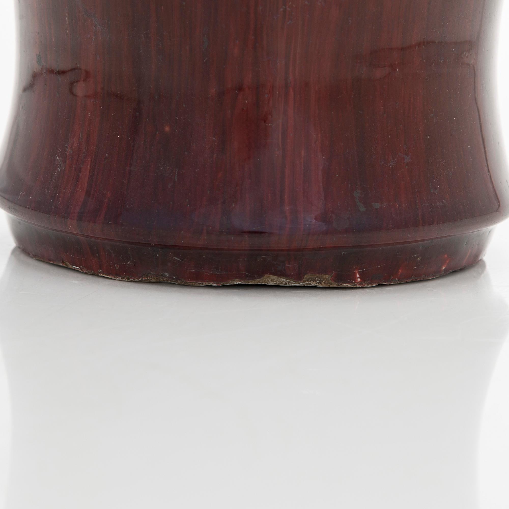 Vas, keramik. Kina, 1900-tal.