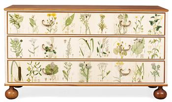 678. A Josef Frank chest of drawers "Florabyrån", Firma Svenskt Tenn, model 1050.
