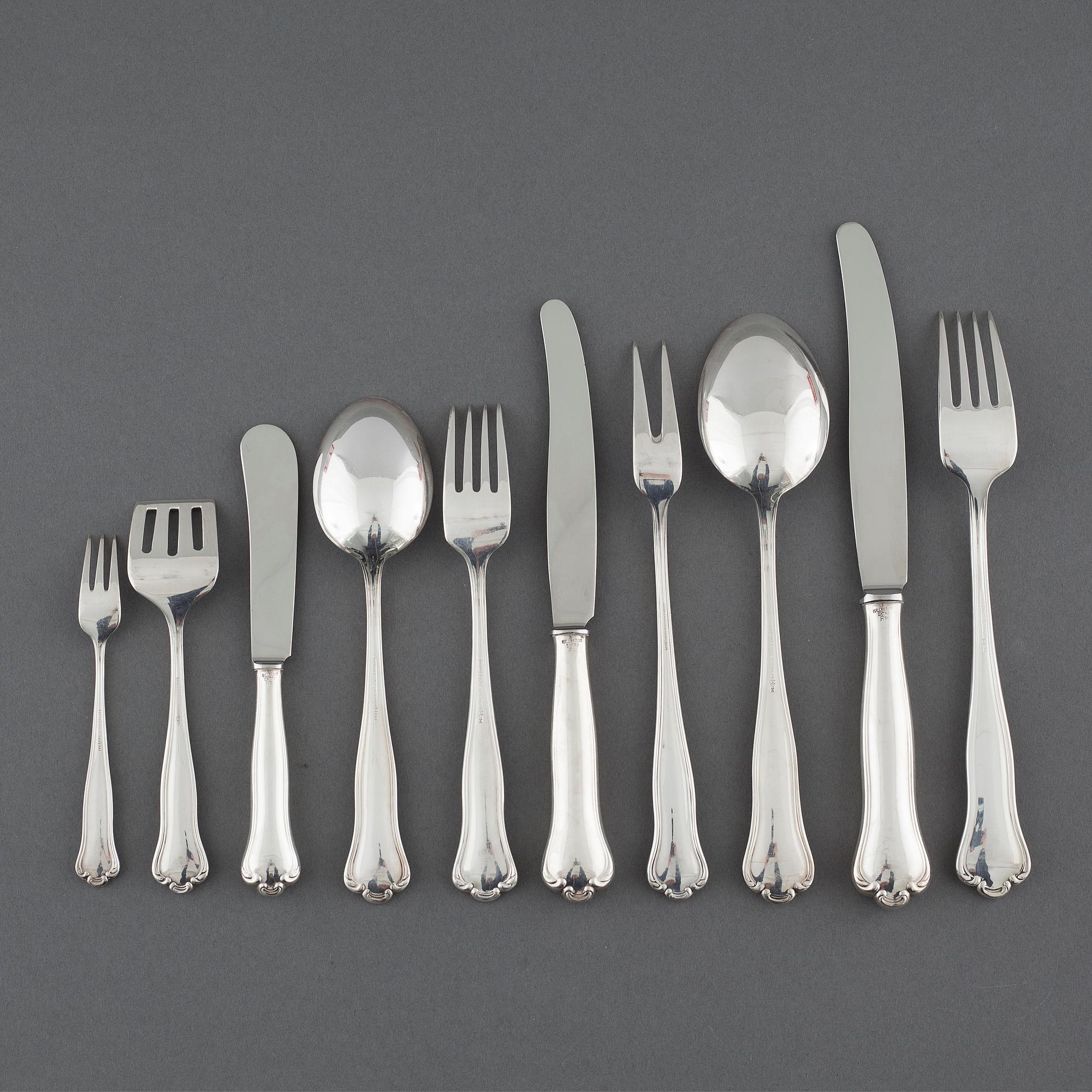 94 pieces of table "Kungsholm" flatware in EPNS, second half of the 20th century.